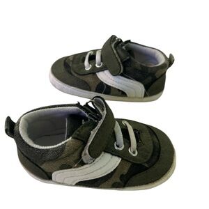 Baby size 3 Camo Velcro Strap Sneakers with Rubber‎ Soles